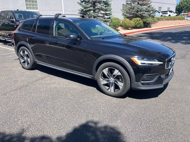 volvo v60 cross country 2020 YV4102WKXL1038968 image volvo v60 cross country 2020 YV4102WKXL1038968 image